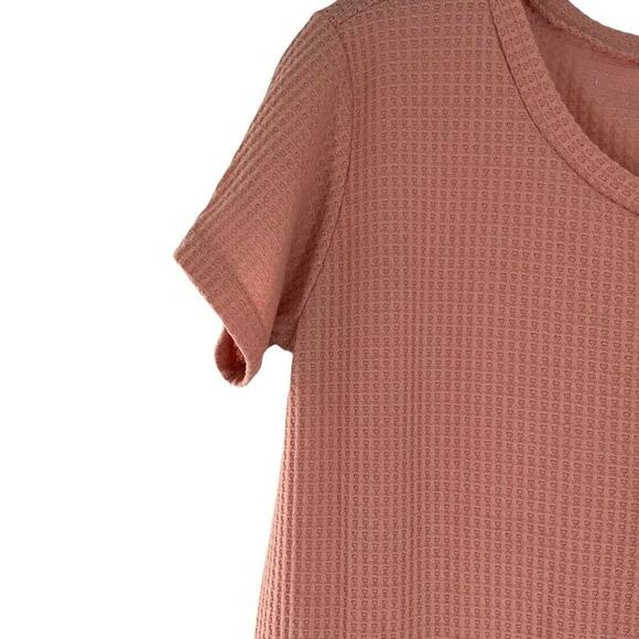 Entro Blouse Womens L Short Sleeve Waffle Knit Ruffled Hem Casual Feminine Boho - Picture 7 of 9